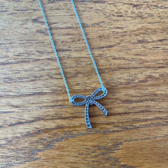 Tiffany&Co. Lady's Platinum and Diamond Bow Pendant (PT950) - Picture 4 of 6